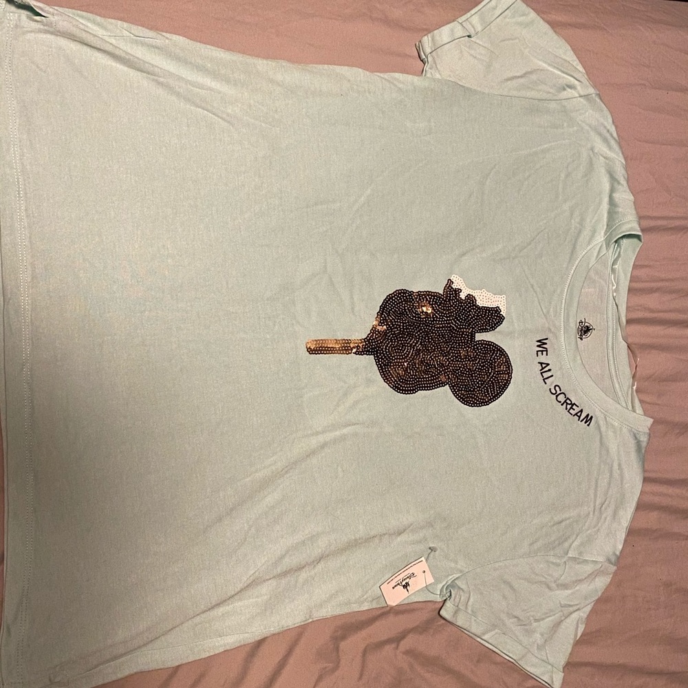 Disney tee